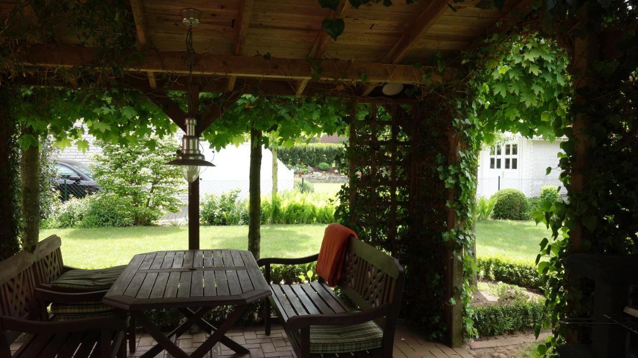Ferienhaus Schwalbenrast Lembruch Bagian luar foto